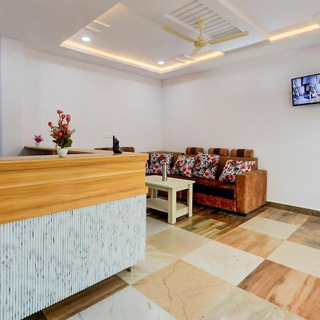 Hotel O Living Tree In Hyderabad Ngoại thất bức ảnh