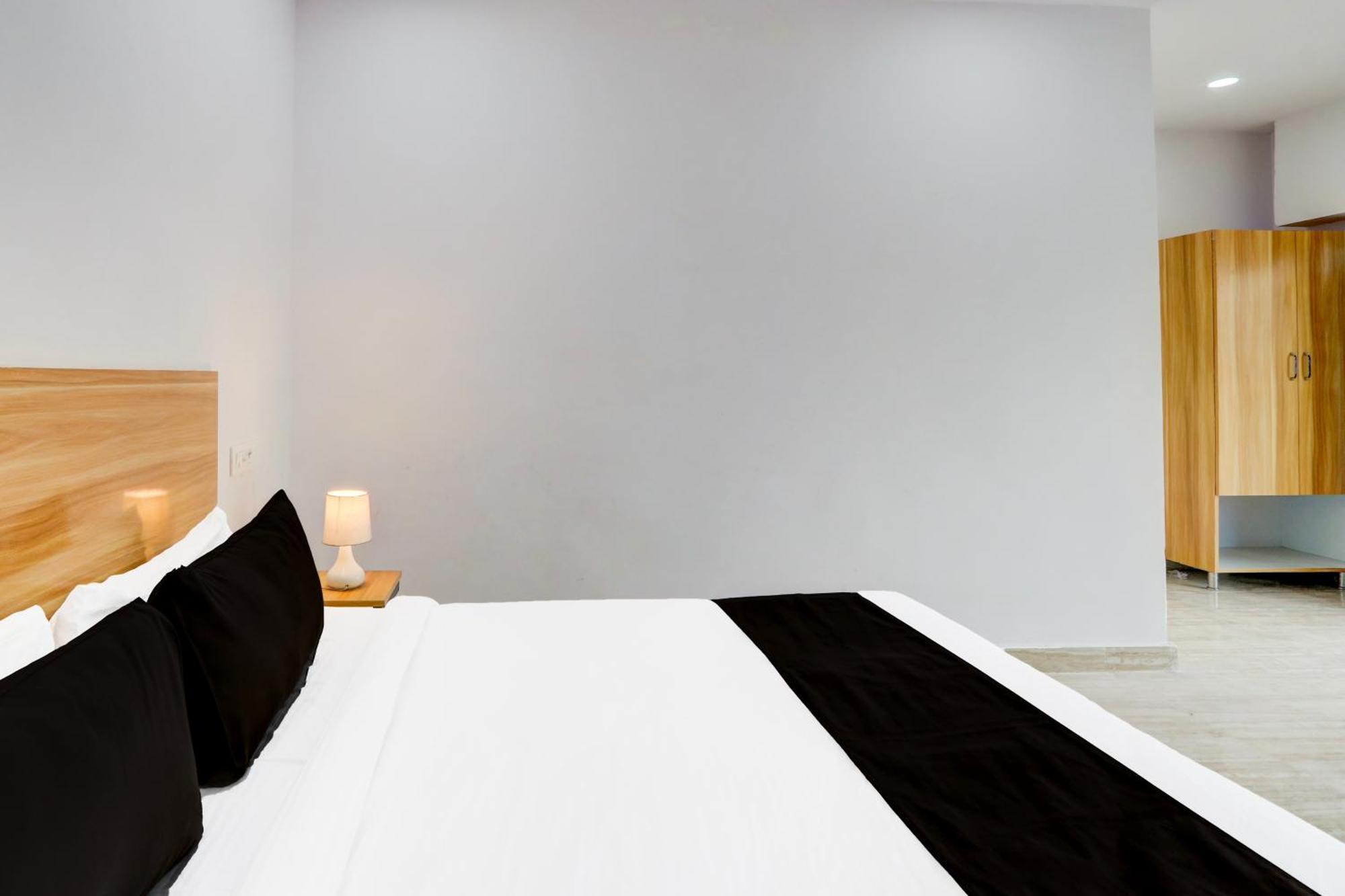 Hotel O Living Tree In Hyderabad Ngoại thất bức ảnh