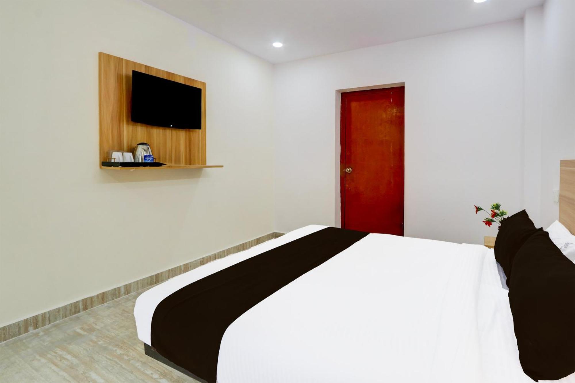 Hotel O Living Tree In Hyderabad Ngoại thất bức ảnh