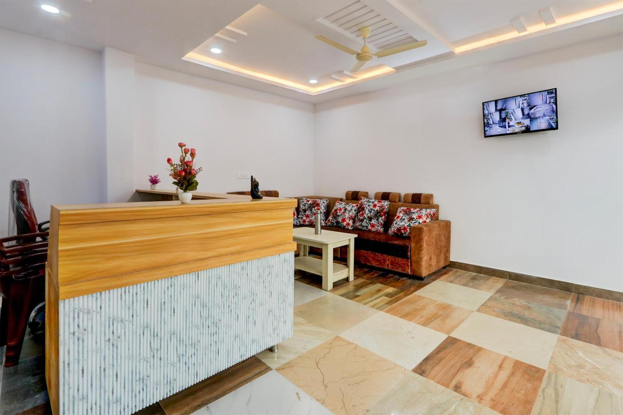 Hotel O Living Tree In Hyderabad Ngoại thất bức ảnh