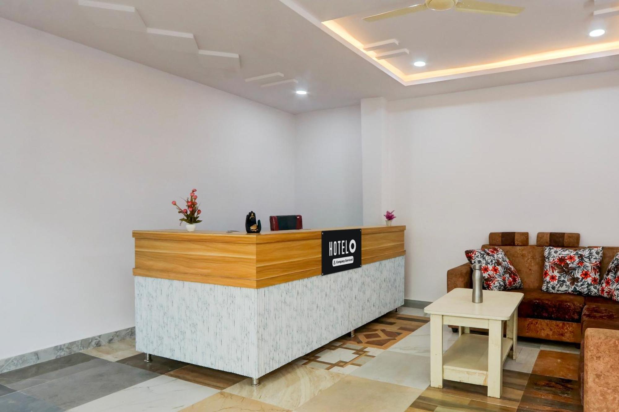 Hotel O Living Tree In Hyderabad Ngoại thất bức ảnh